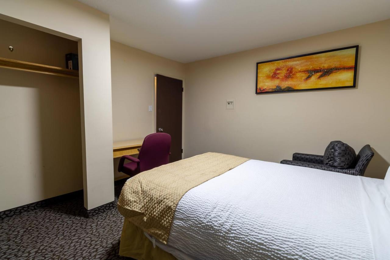 North Star Inn & Suites Prince George Luaran gambar