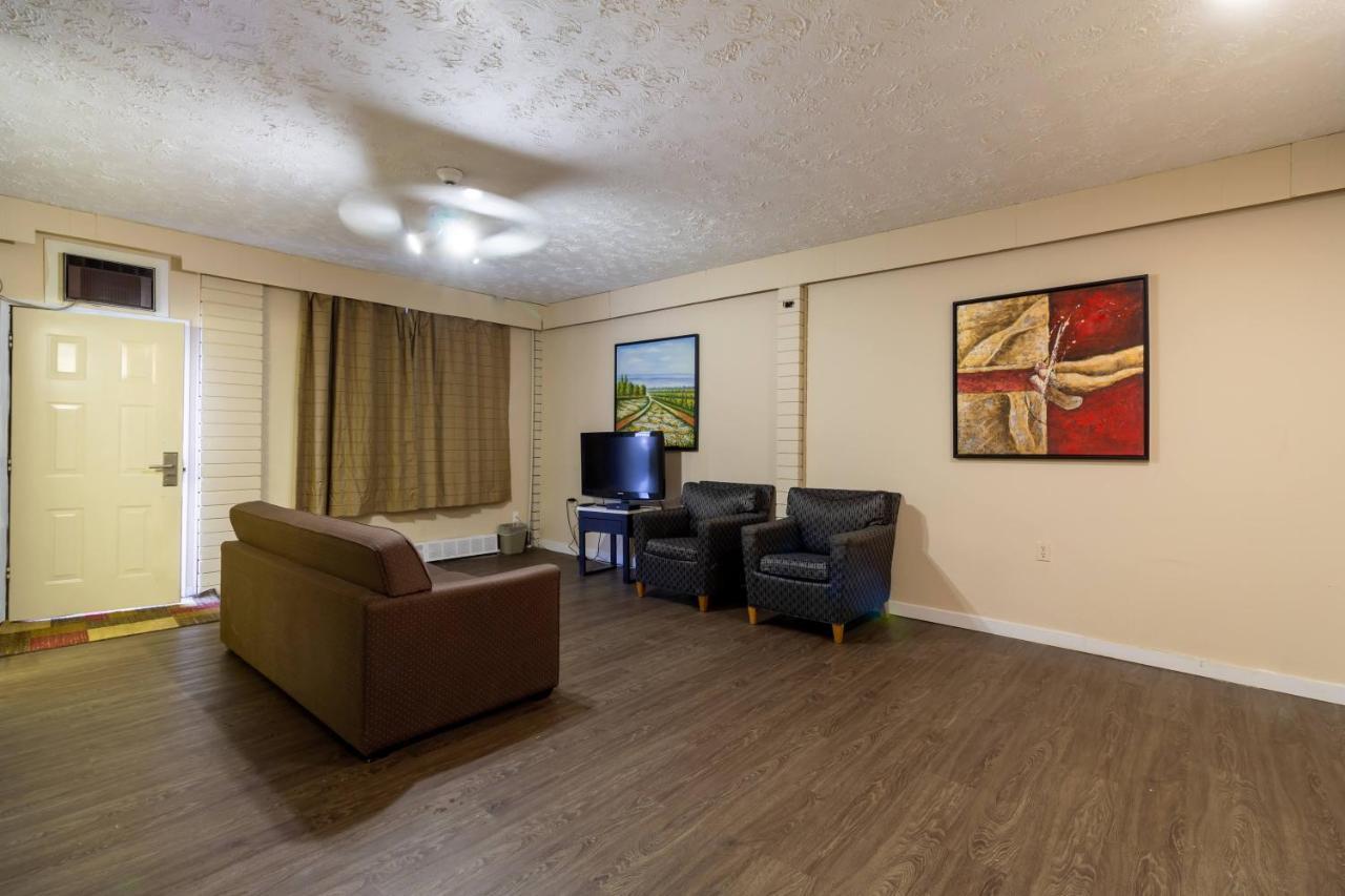 North Star Inn & Suites Prince George Luaran gambar