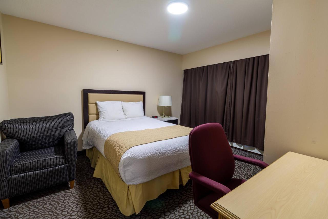 North Star Inn & Suites Prince George Luaran gambar